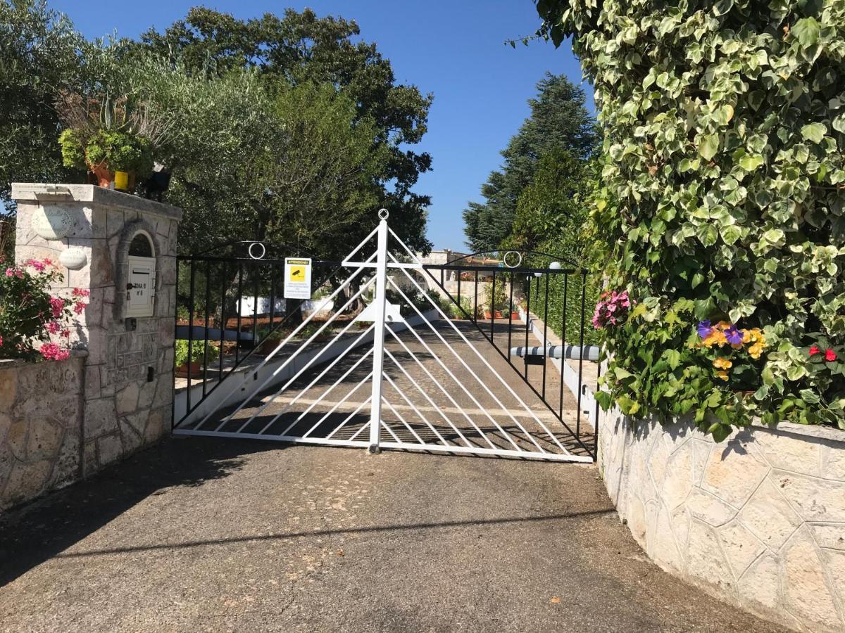 Hotel Il Trullo Di Nonno Angelo San Marco Locorotondo Exterior foto